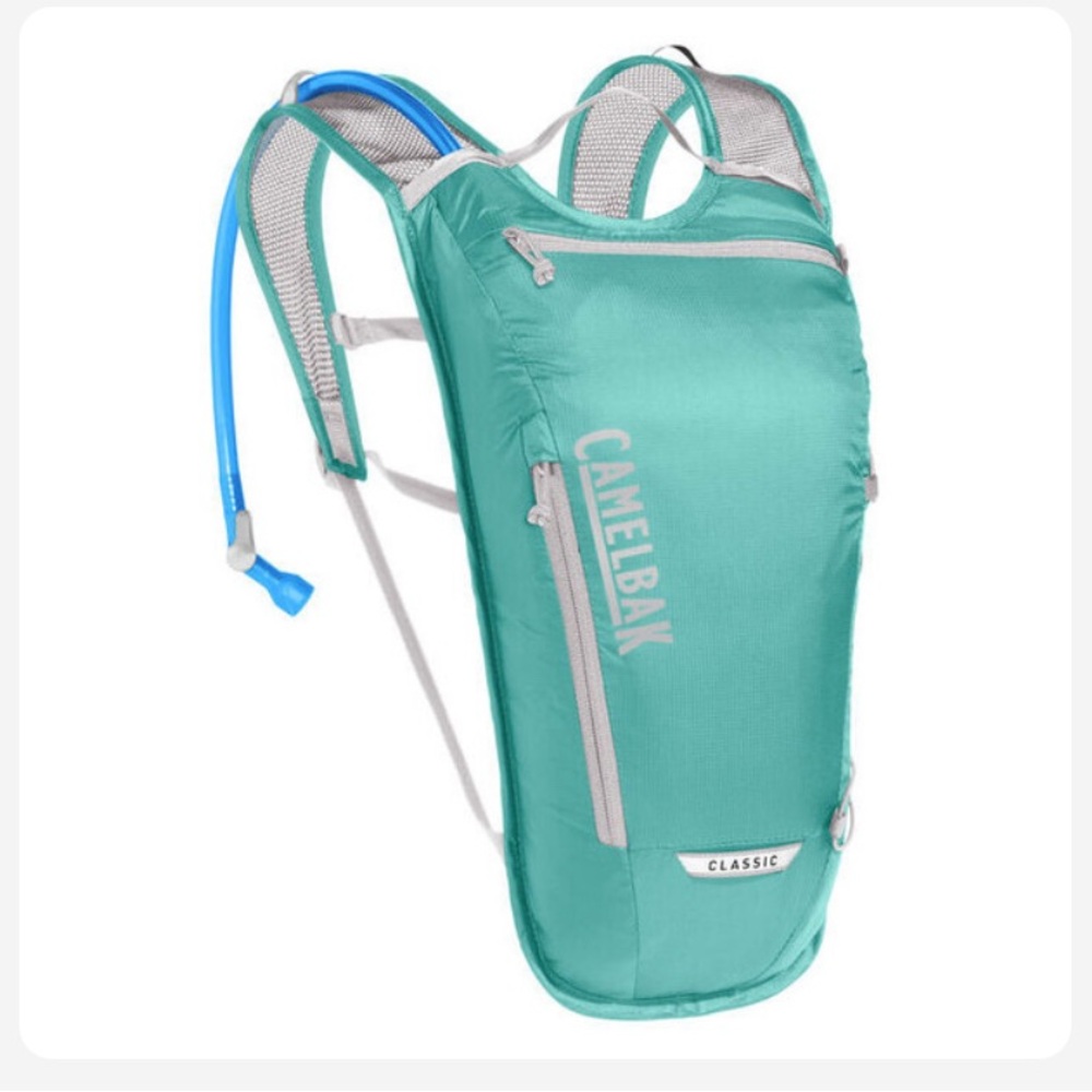 CamelBak Classic Hydration Pack in latigo teal